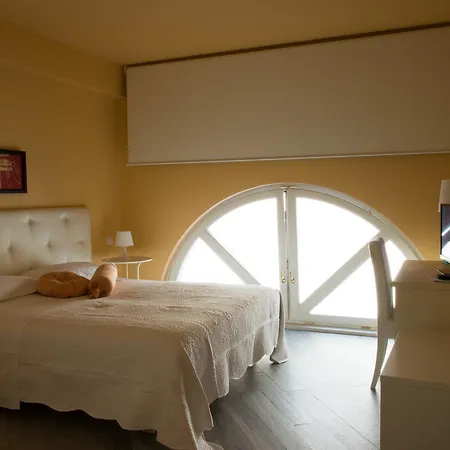 Cavour Guest house 4*