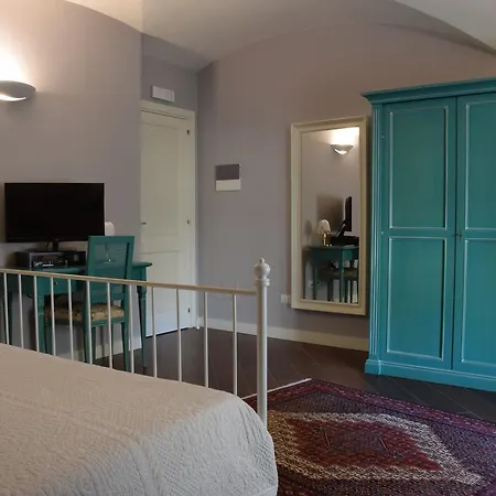 Cavour Guest house 4*