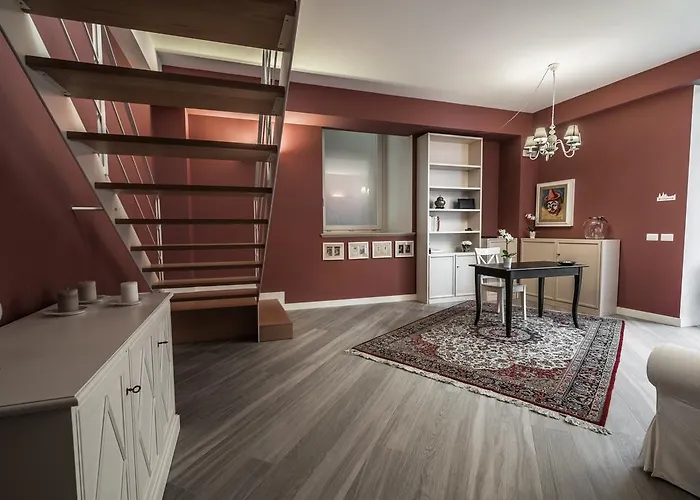 Residenza Cavour Affittacamere 4*