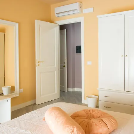 Residenza Cavour Gasthuis 3*