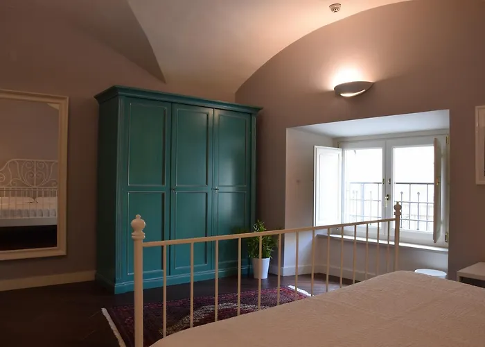 Residenza Cavour Pensión Acireale